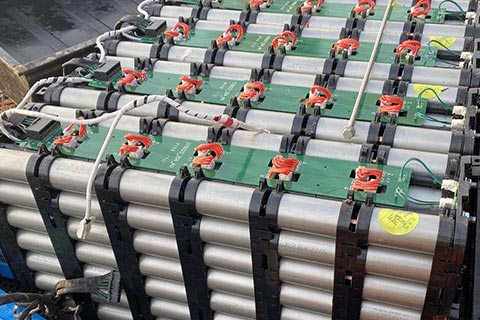 海北藏族上门回收艾亚特电池|圣普威铁锂电池回收